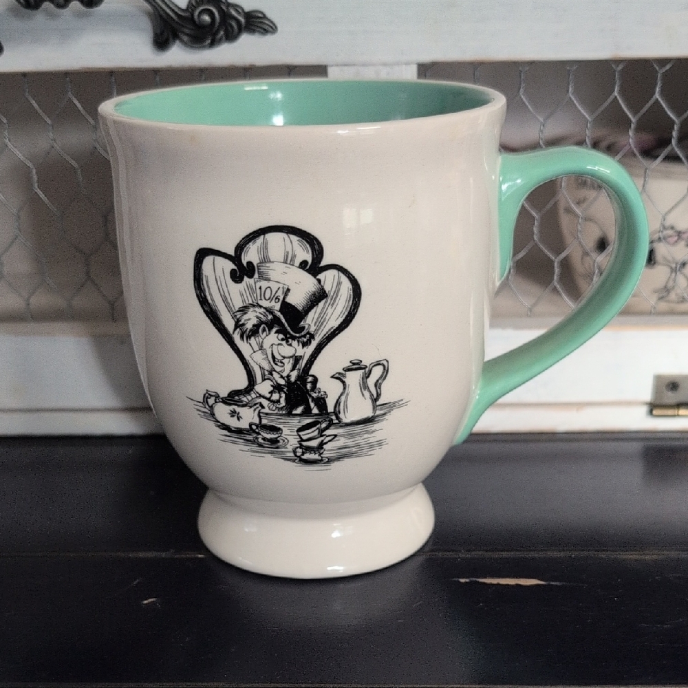 RAE DUNN X DISNEY ALICE IN WONDERLAND MAD AS A HATTER